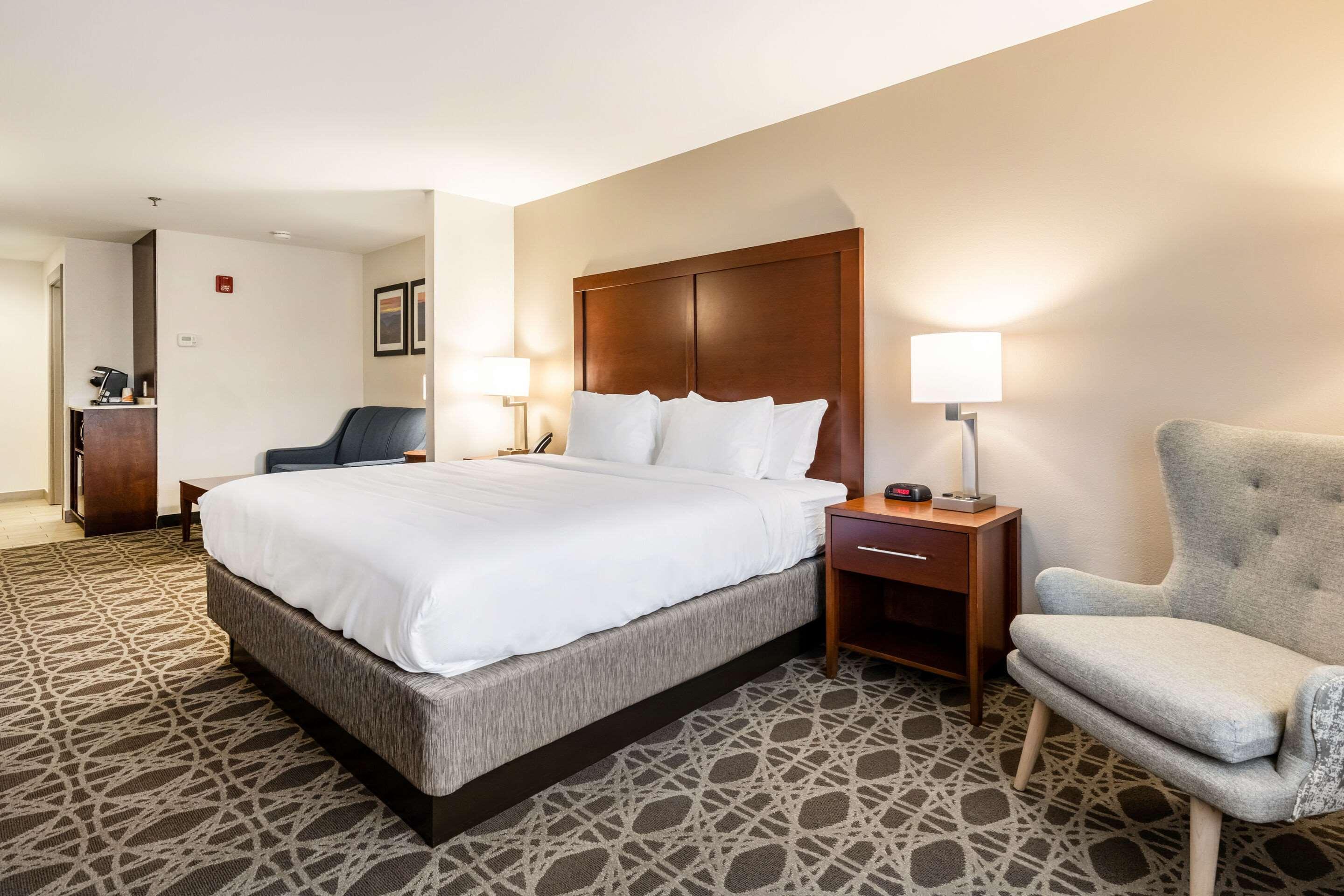 Comfort Inn & Suites Бревард Екстер'єр фото