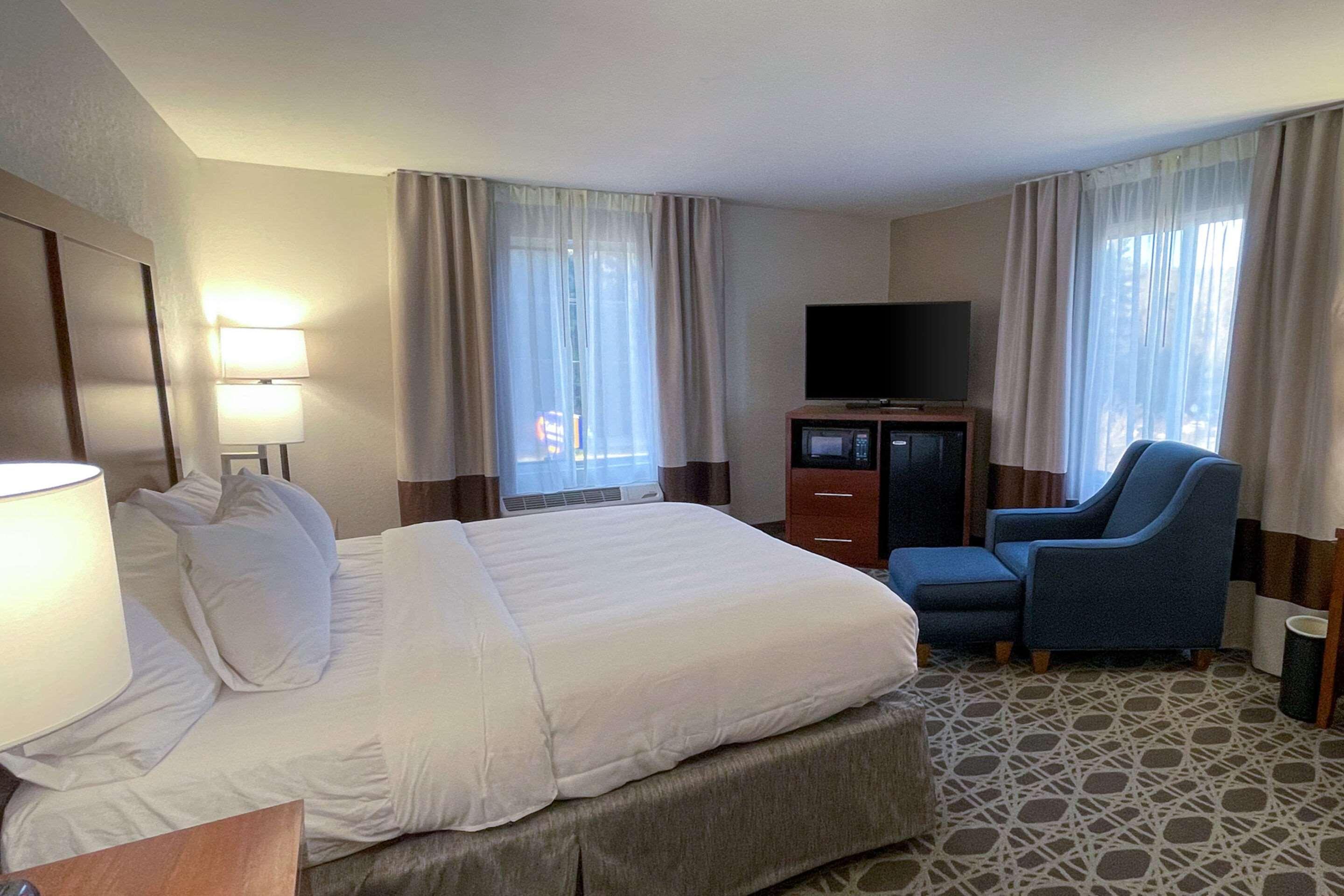 Comfort Inn & Suites Бревард Екстер'єр фото